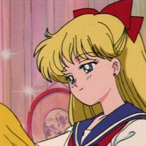 美女露大胸性教育
