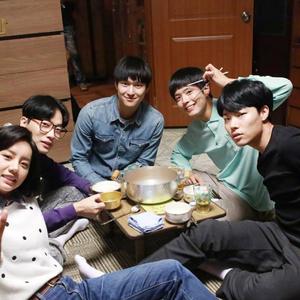 美女露奶头不遮掩视频软件
